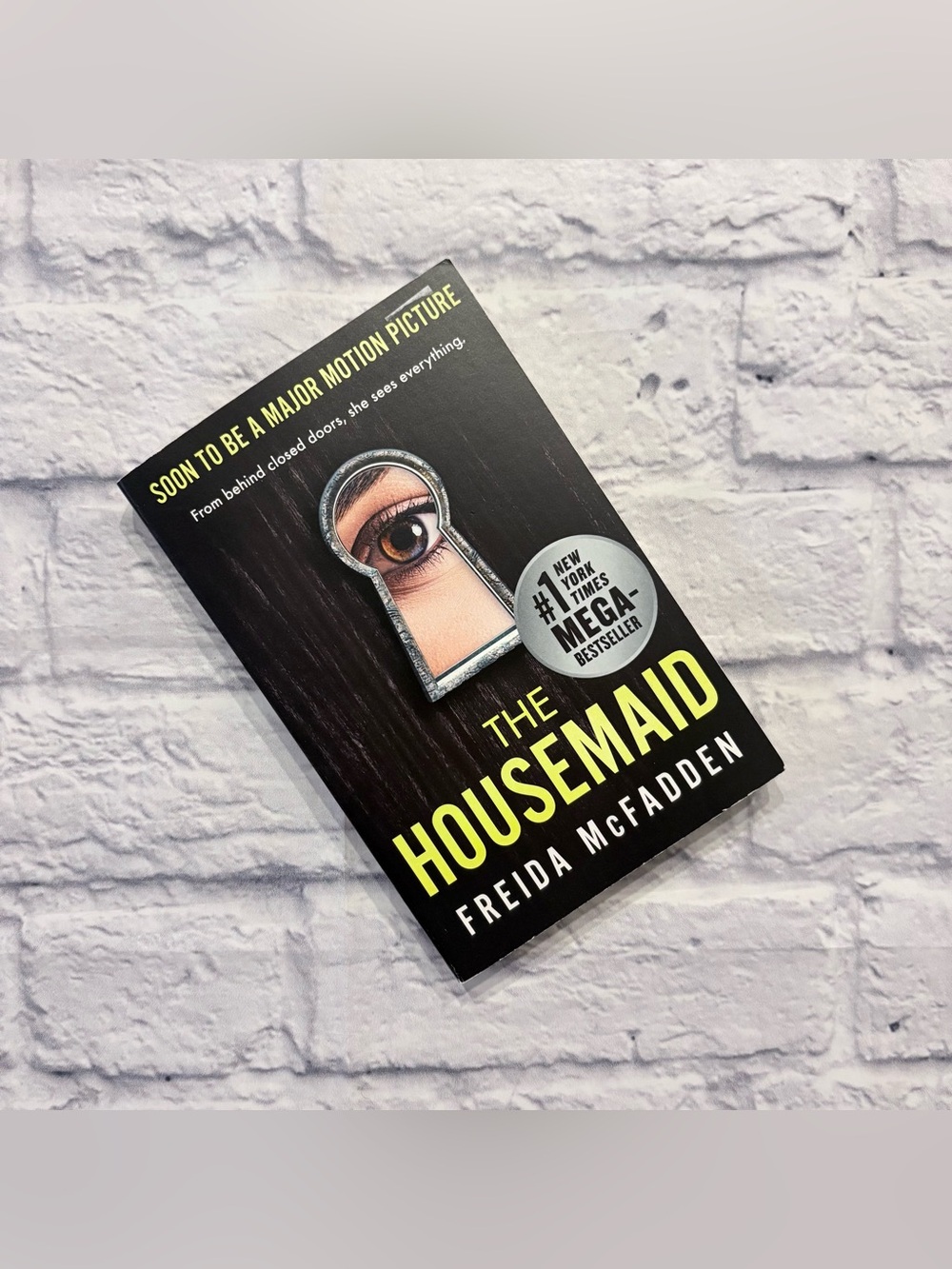The Housemaid by Frieda McFadden paperback book
